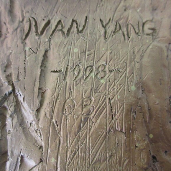 Vtg 1998 Native American Indian Resin Totem Signed Nan Yang 17” X 6” - Picture 9 of 9